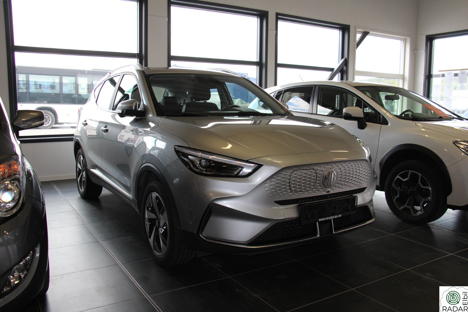 MG ZS EV Luxury Long Range LR-LUX-Pano-ACC-ismart-S/V-440kmWLTP