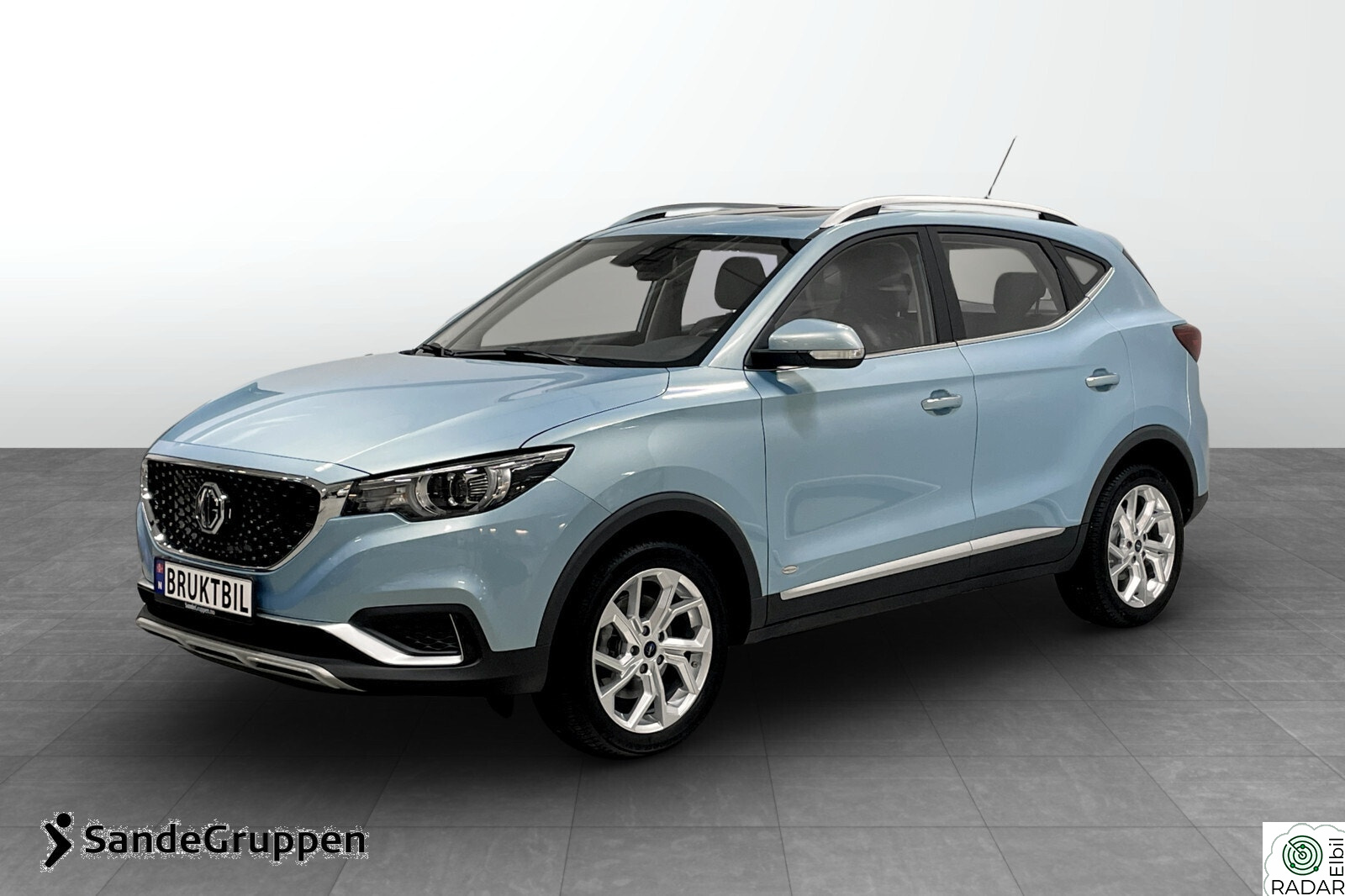 MG ZS EV Luxury /NY SERVICE/ACC/R.KAM/SKINN/DAB++
