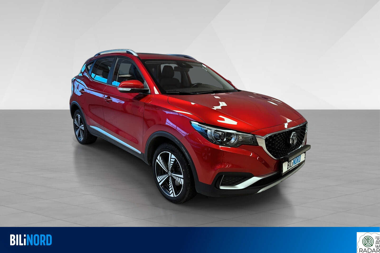 MG ZS EV Luxury Luxury, panorama, S+Vhjul, ryggekamera