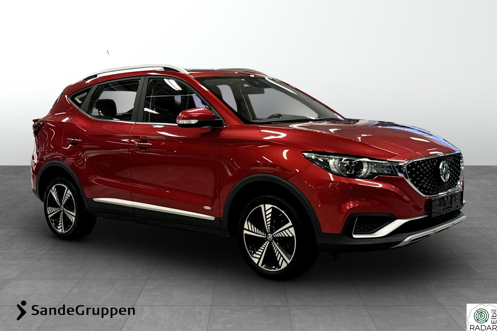 MG ZS EV Luxury Topputstyrt/Leveringsklar/7-års garanti