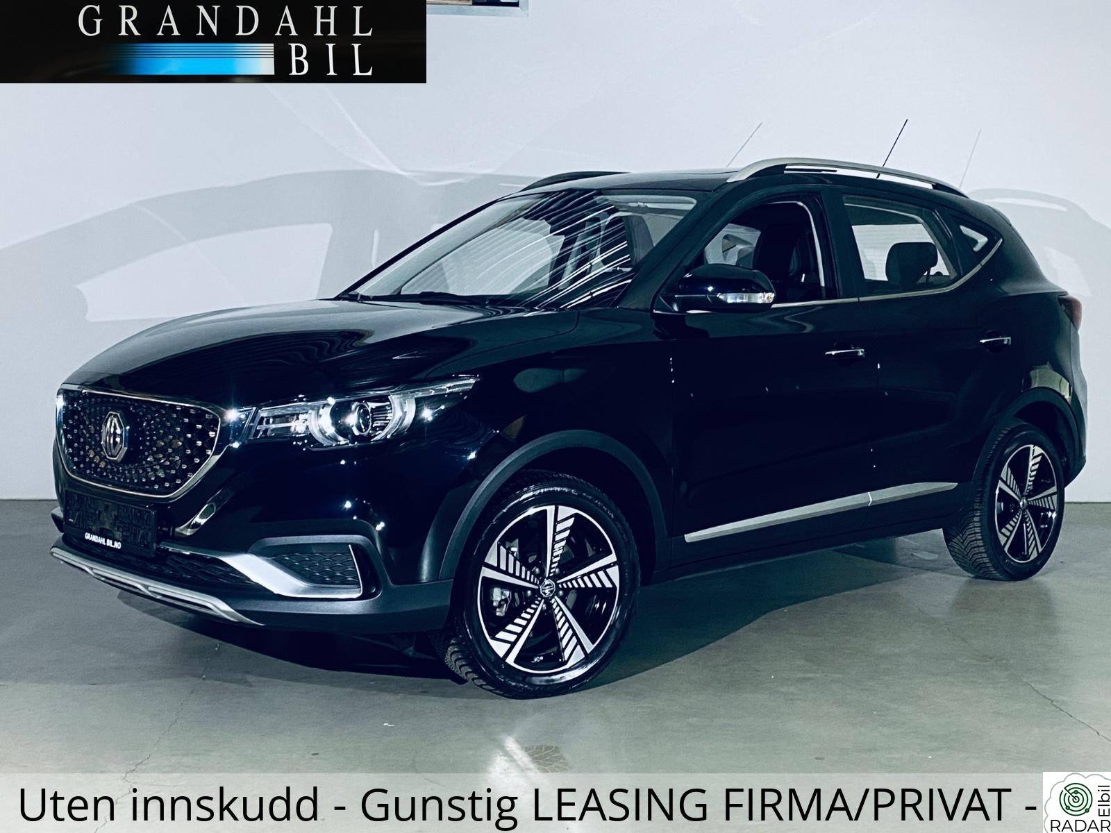 MG ZS EV Exclusive - Skinn - Panoramasoltak - 263KM WLTP!