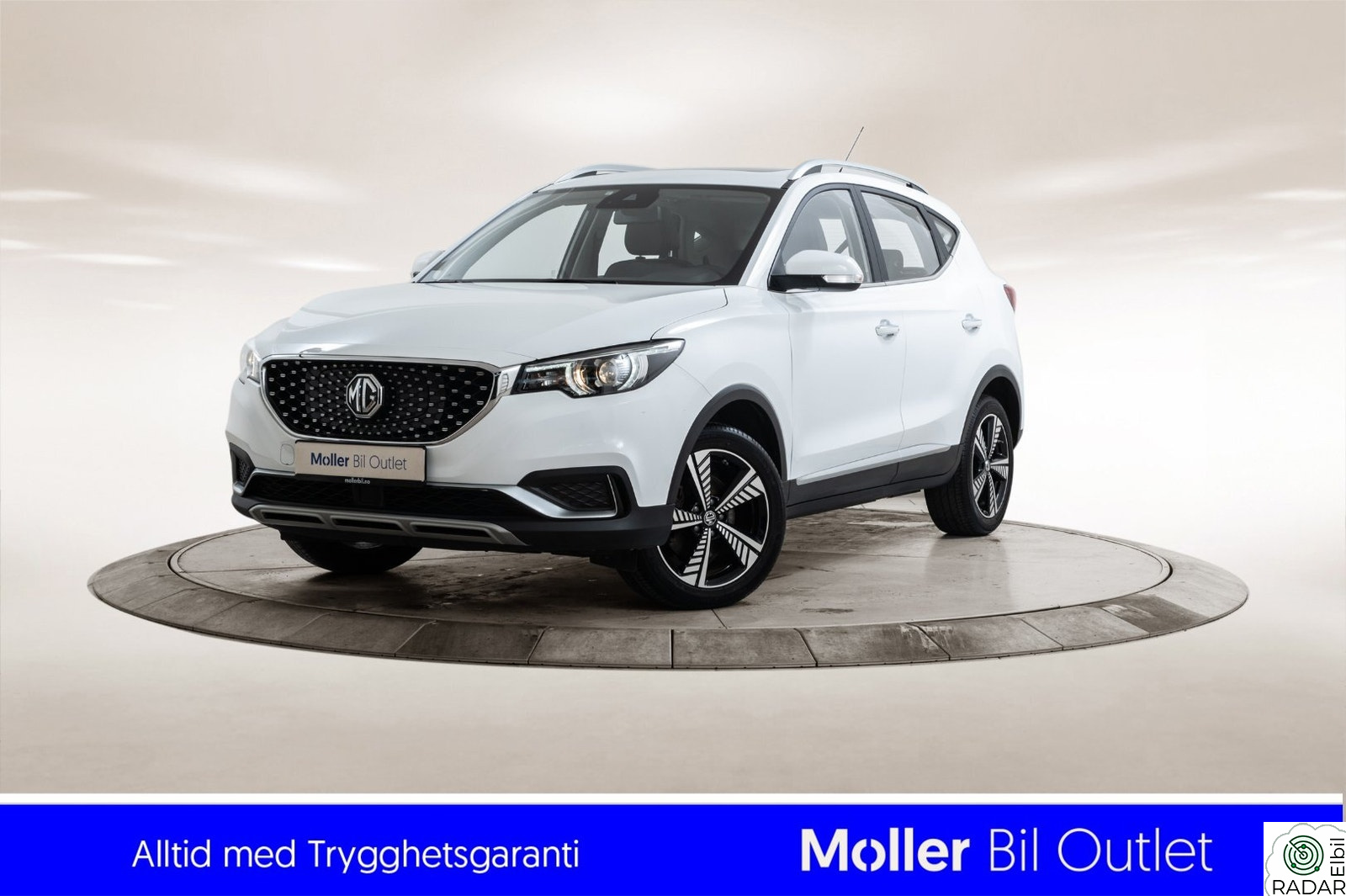 MG ZS EV 143hk - R.Kam, Skinn, Pano