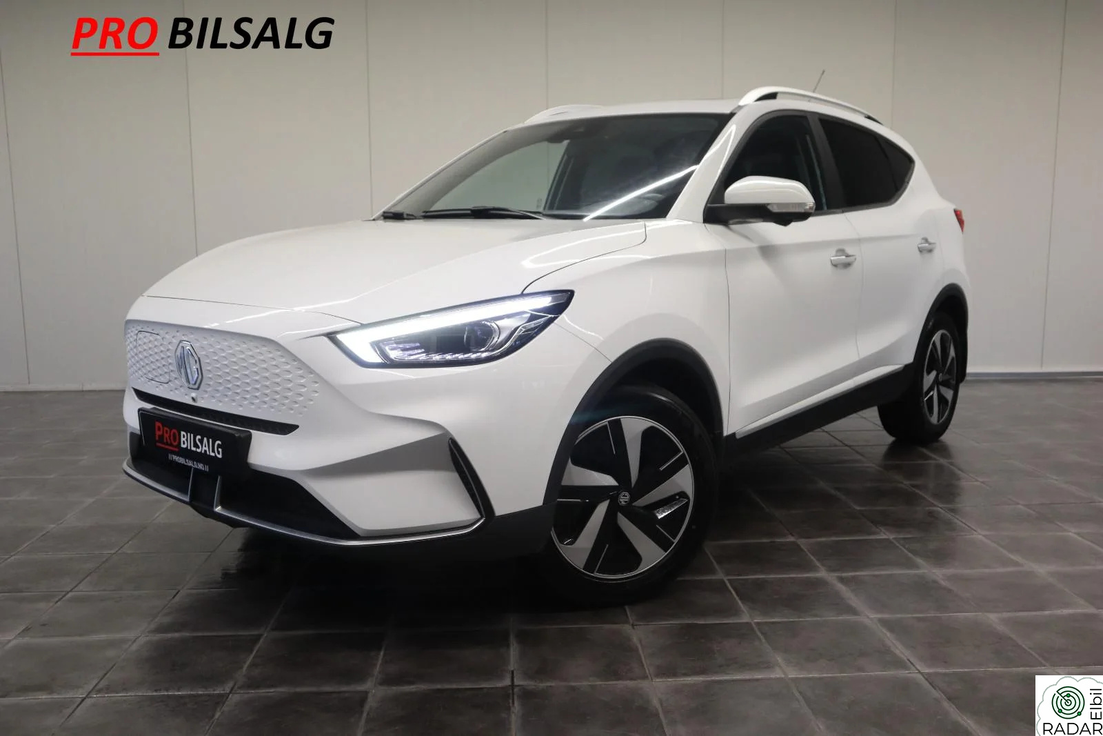 MG ZS EV 440km/LONG RANGE/LUXURY/PANORAMA/360-KAMERA/ACC