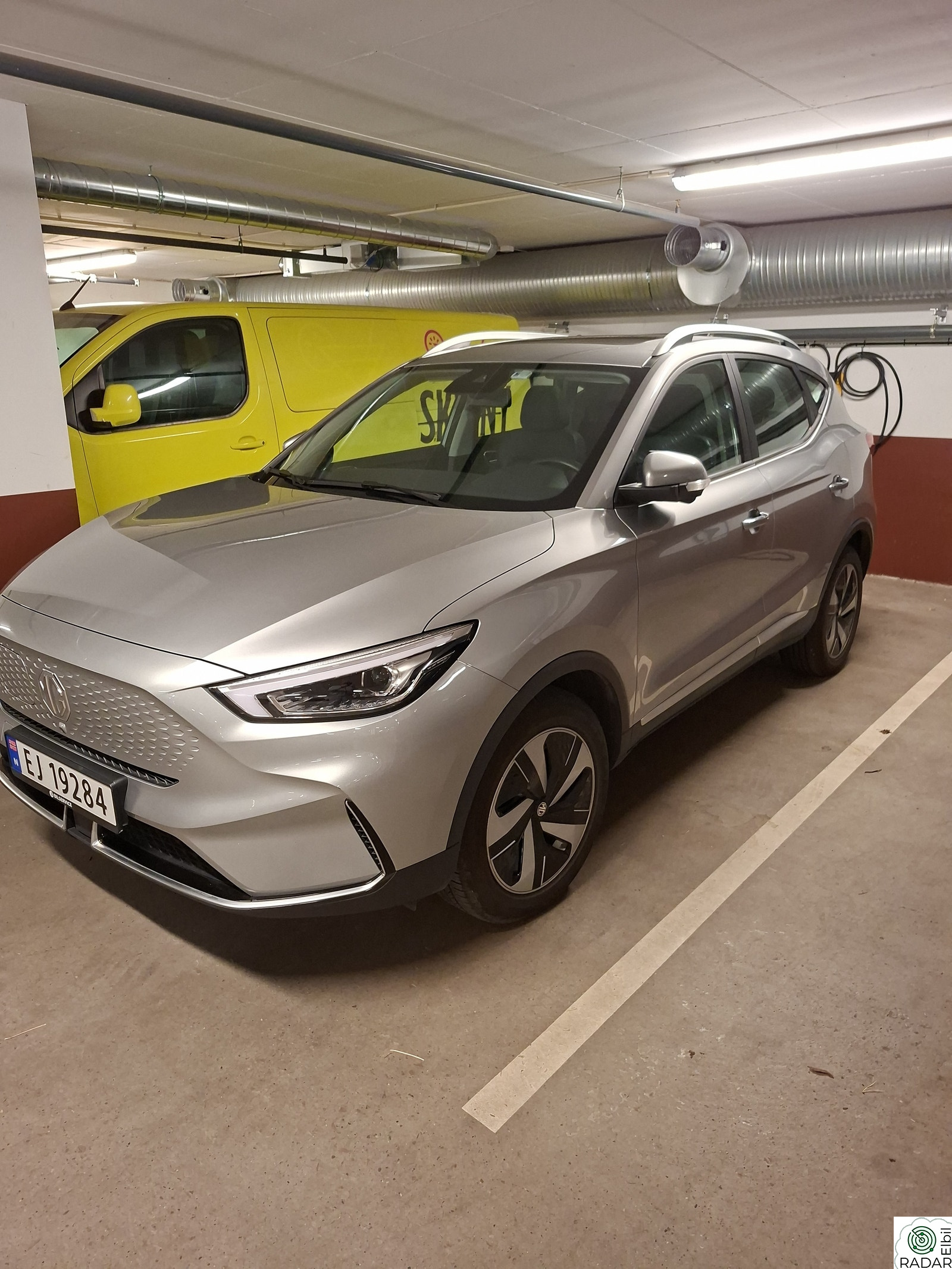 MG ZS EV Luxury Long Range/Skinn/360Kam/Pano/Krok/Keyless