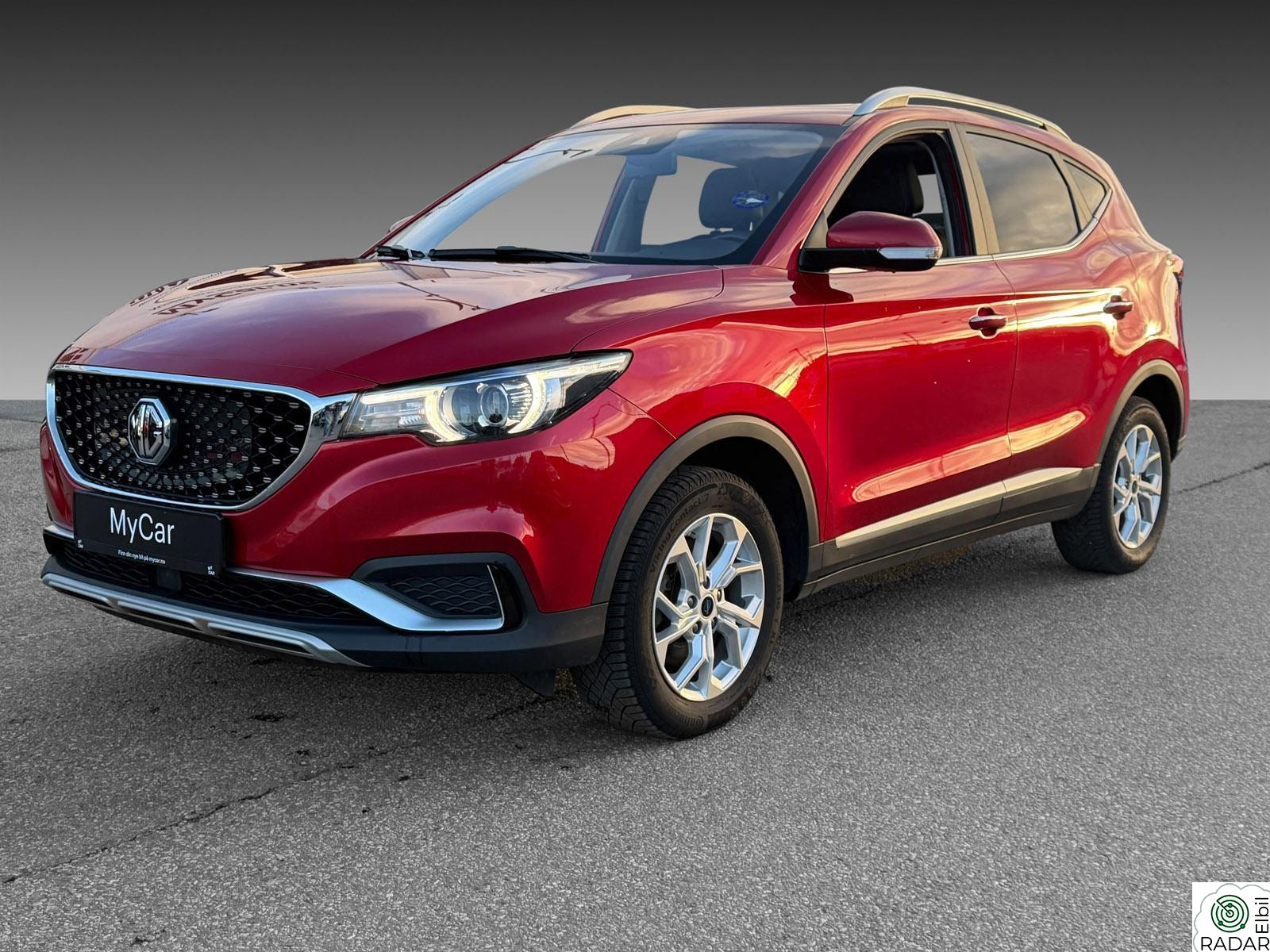 MG ZS EV Luxury/Skinn/Panorama/Kamera/Navi/7år garanti/krok