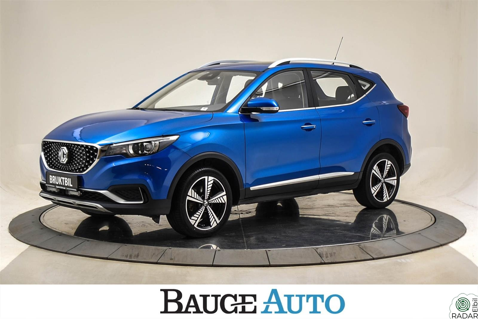 MG ZS EV Luxury 263 km WLTP/Skinn/Panoramatak/R.kam++