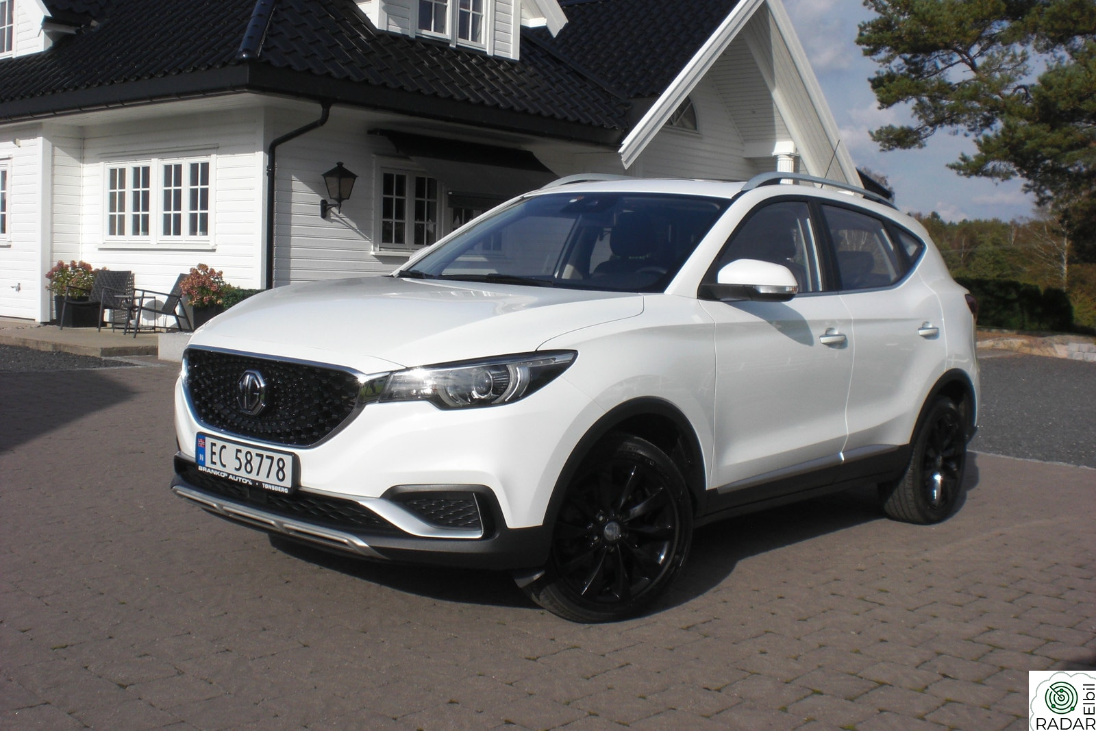 MG ZS EV ZSEV LUXU. SKINN NAVI PANO.TAK LAV KM NY SERV.0-KO 1791
