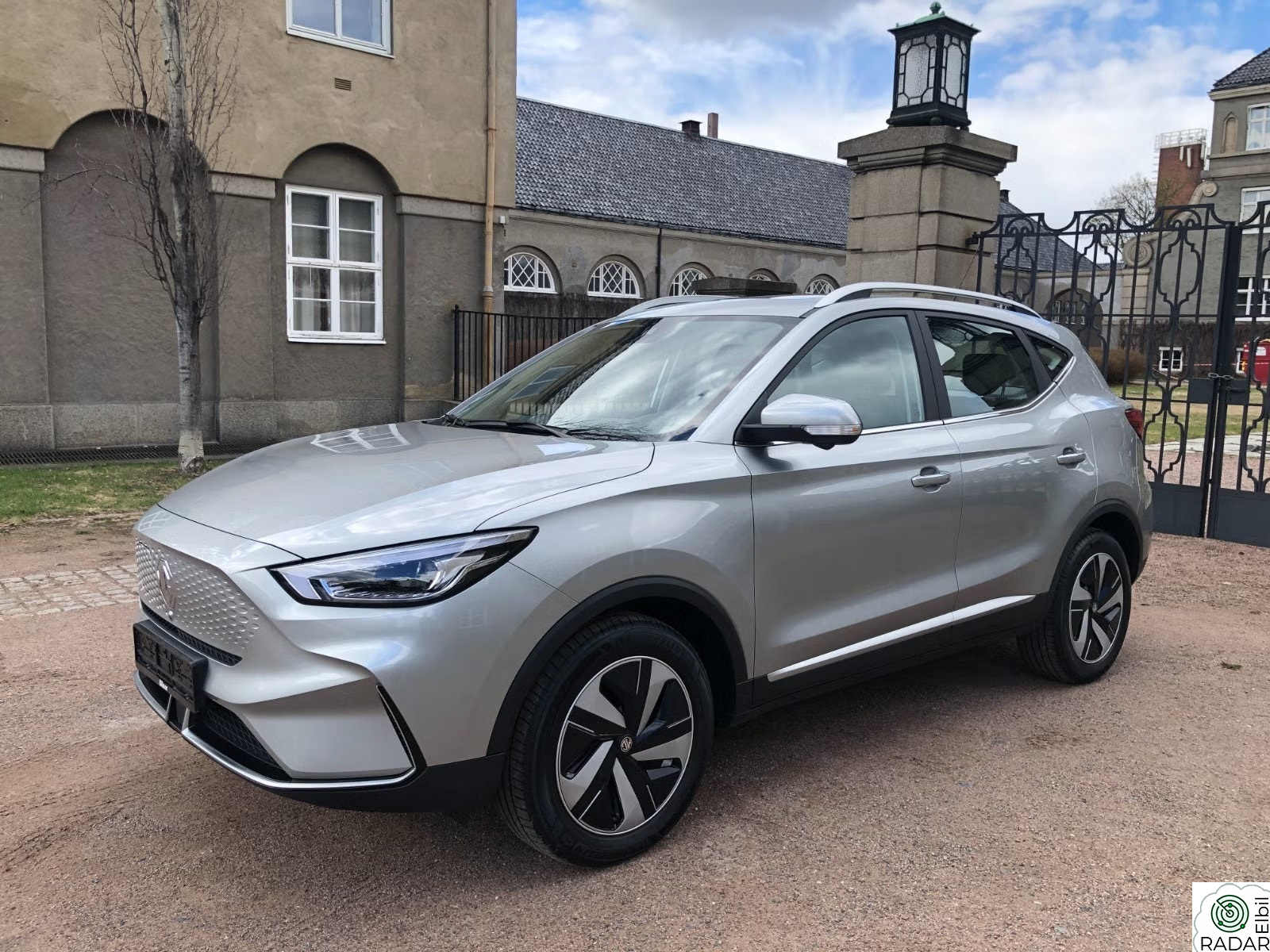 MG ZS EV 2022 MG ZS EV Facelift Long Range 70 KWh Luxury