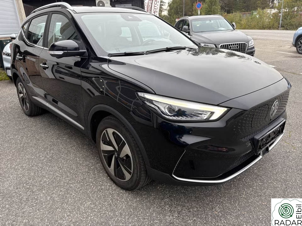 MG ZS EV 70KW 156HK LUXURY SKINN KLIMA NAVI PANORAMATAK
