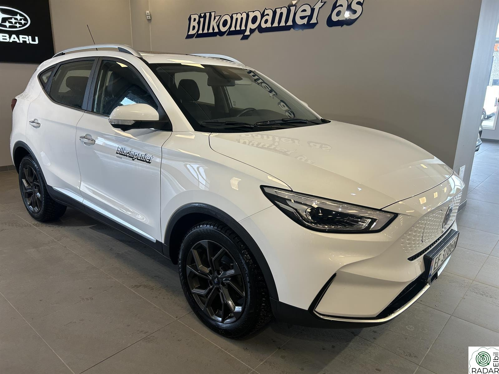 MG ZS EV EV ZS Luxury/WLTP440km/Skinn/Glasstak/APP/360kamera/