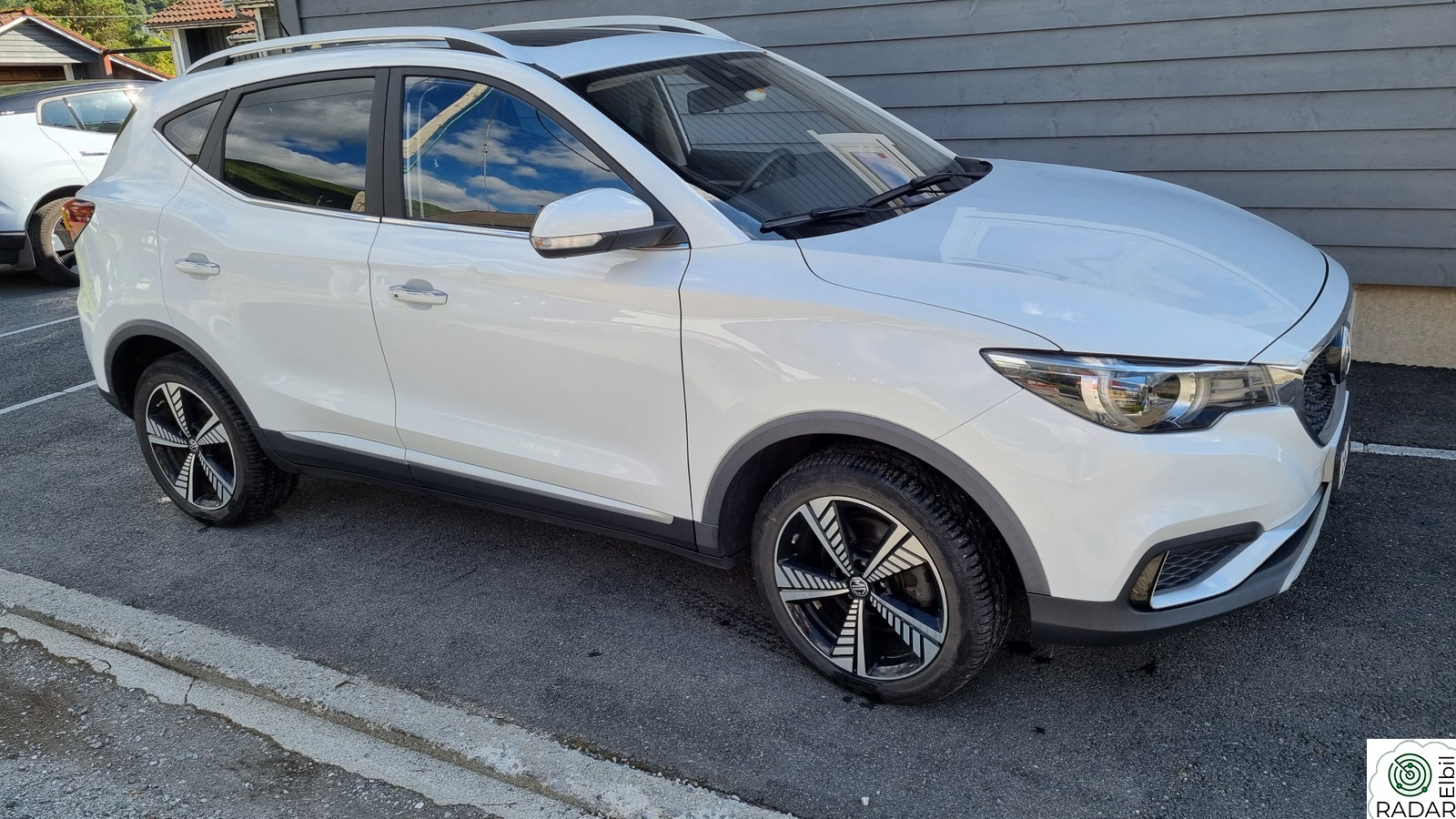 MG ZS EV