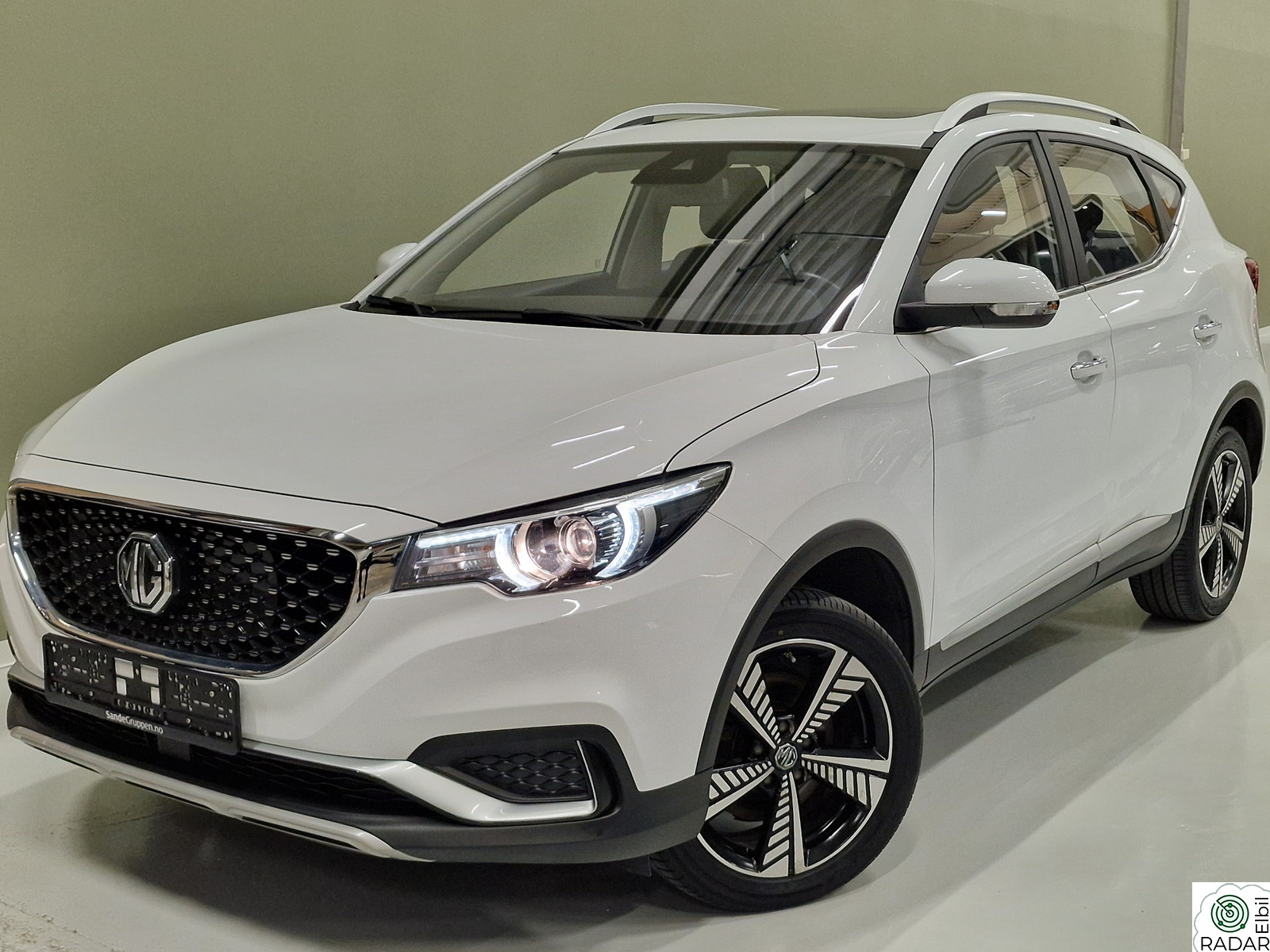 MG ZS EV Luxury | Ny service | Nye bremser | Nybilgaranti