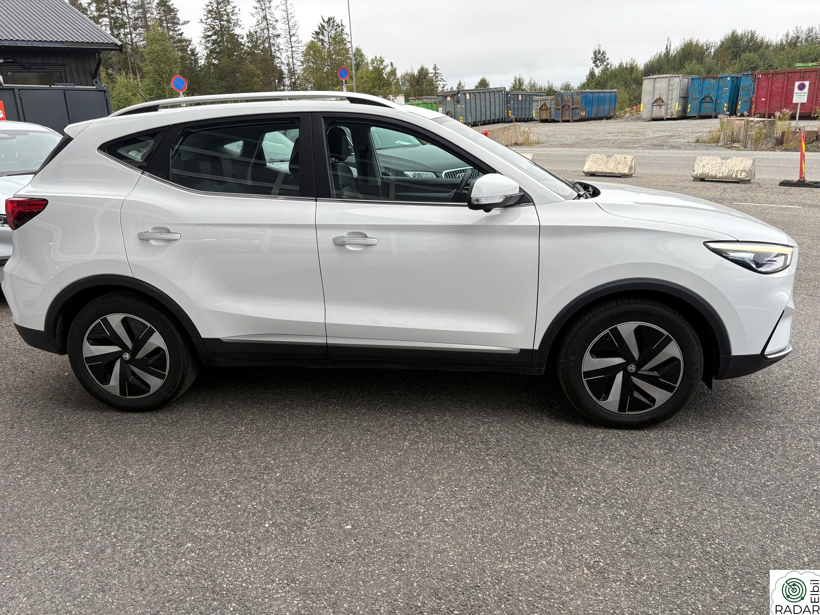MG ZS EV 70KW 156HK LUXURY LONG RANGE 440KM