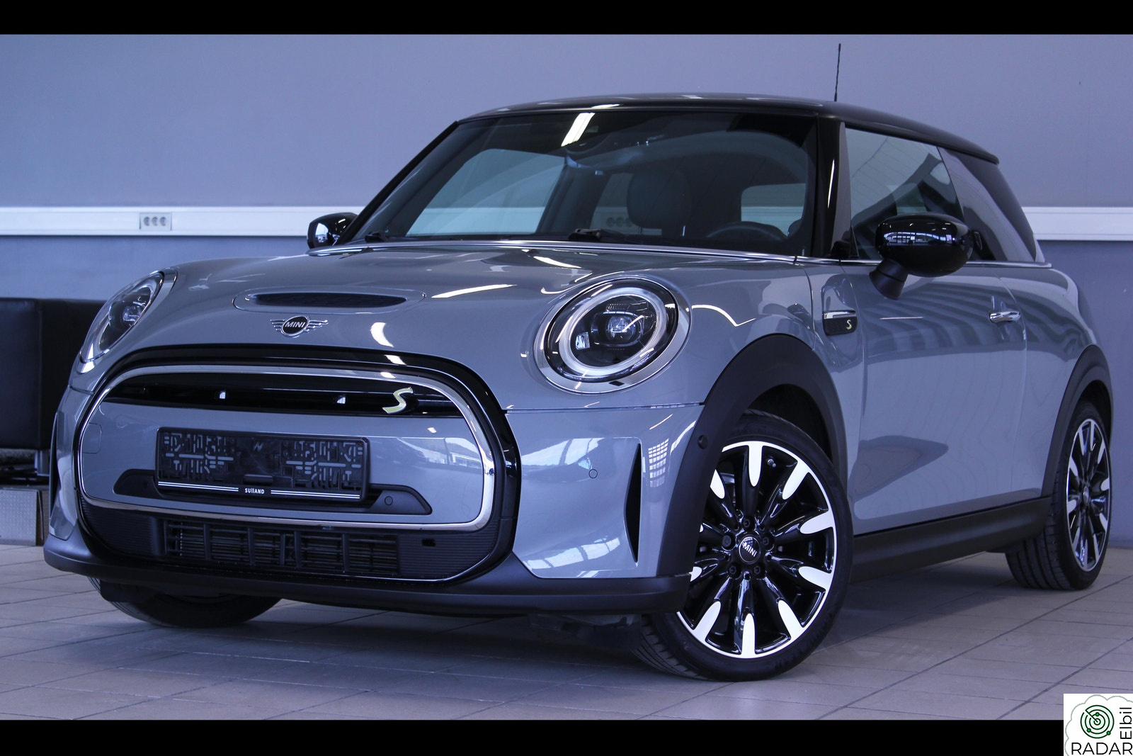 MINI Cooper SE MAXIMISE/ACC/PANO/KAMERA/H&K/HUD/CARPLAY/SERVICEAVTALE