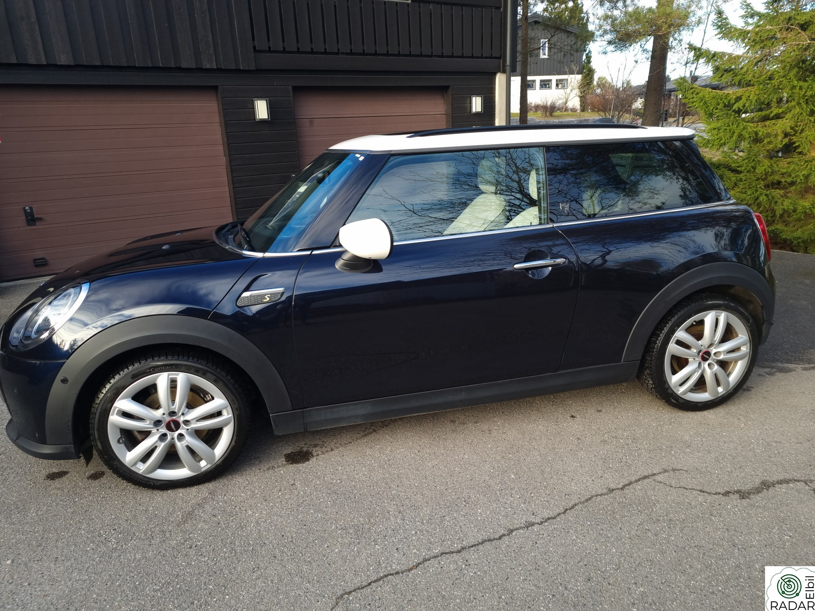 MINI Cooper SE HeadUp/Adaptive Cruise/Skinn/Panorama/Harman Kardon