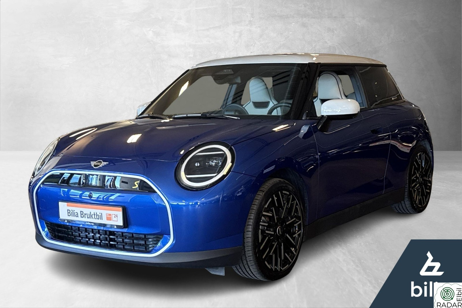 MINI Cooper SE Trim Package XL Ryggekamera, Soltak, HeadUp, H/K