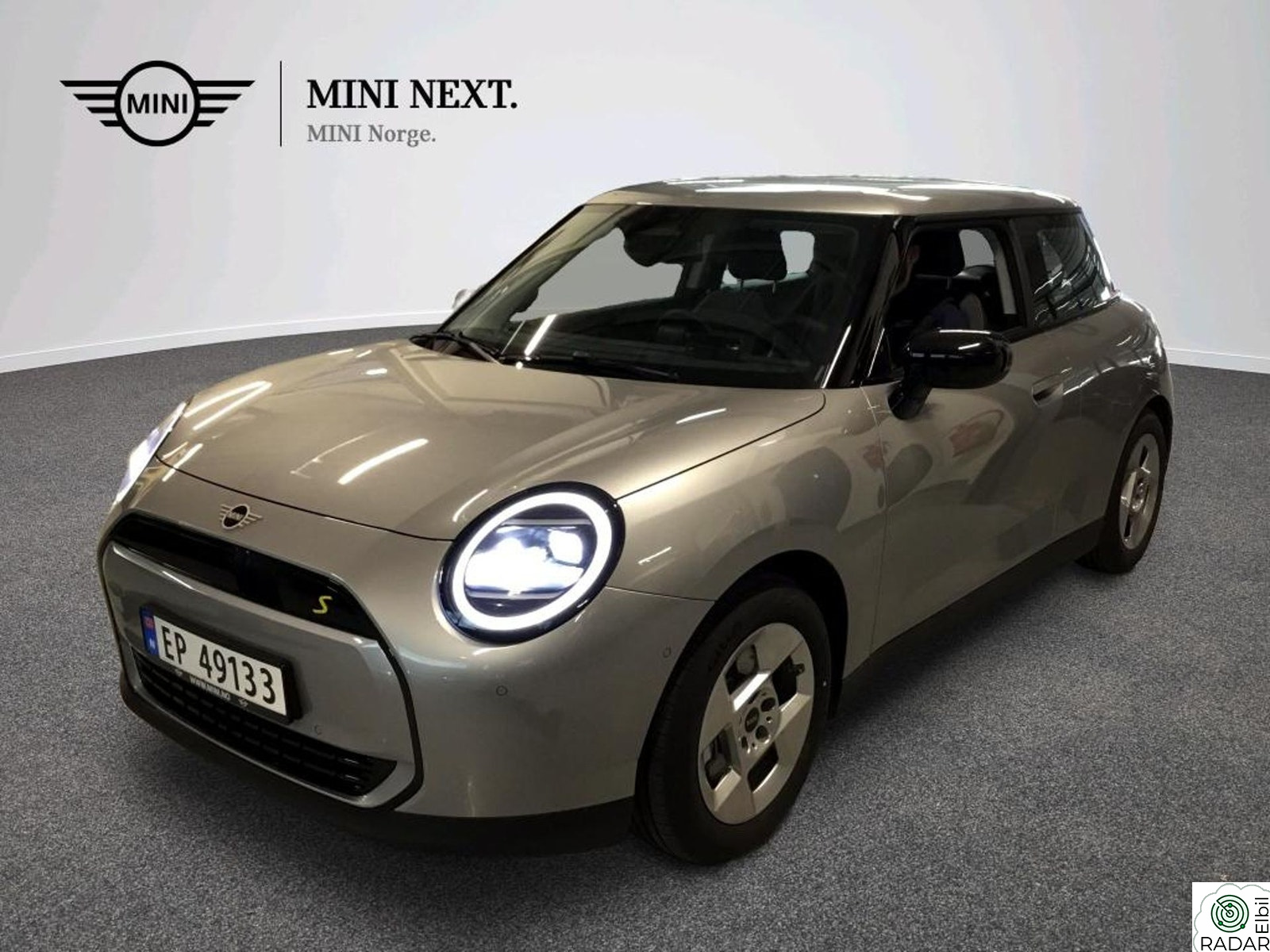 MINI Cooper SE Essential Trim, Package S