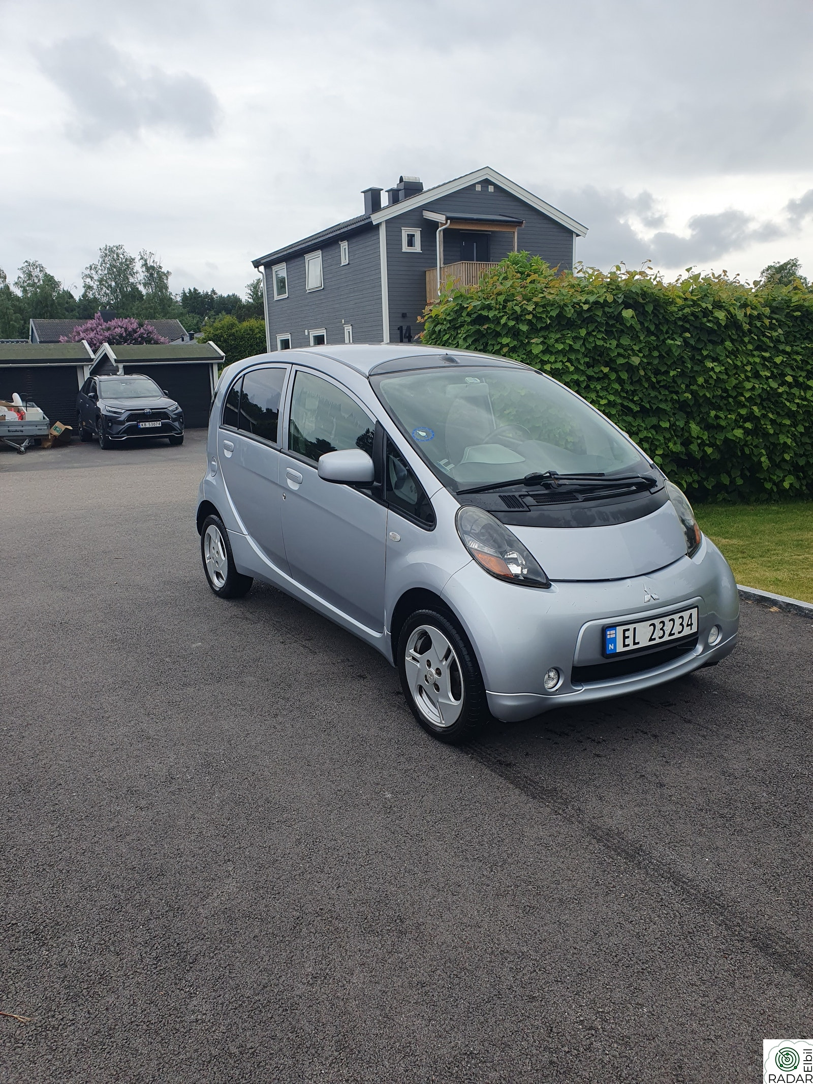MITSUBISHI I-MIEV i-MiEV