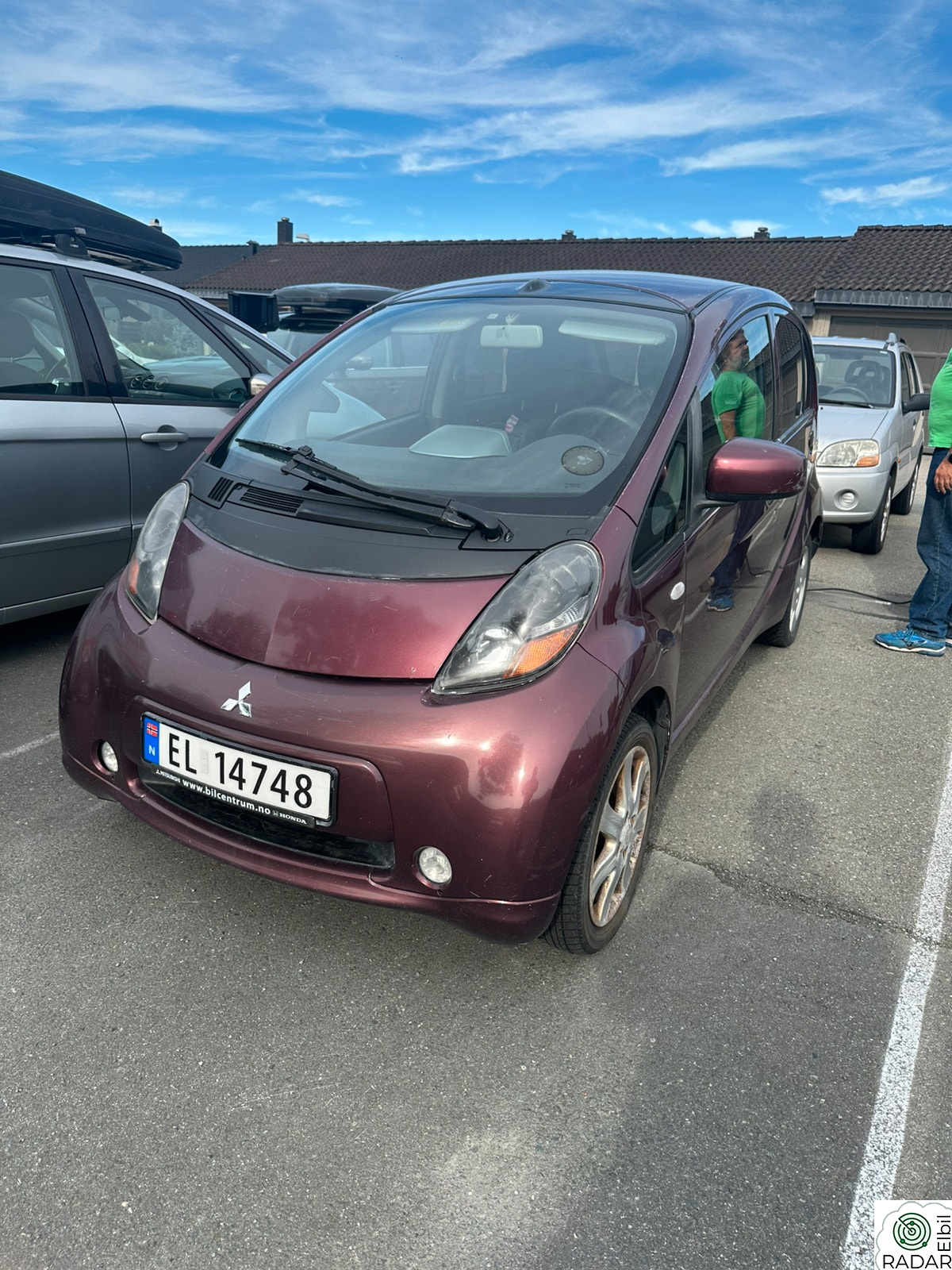 MITSUBISHI I-MIEV (to-tone lakk/ dekaler)
