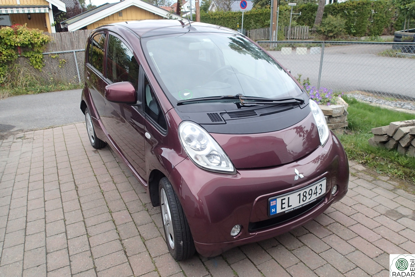 MITSUBISHI I-MIEV i-MiEV