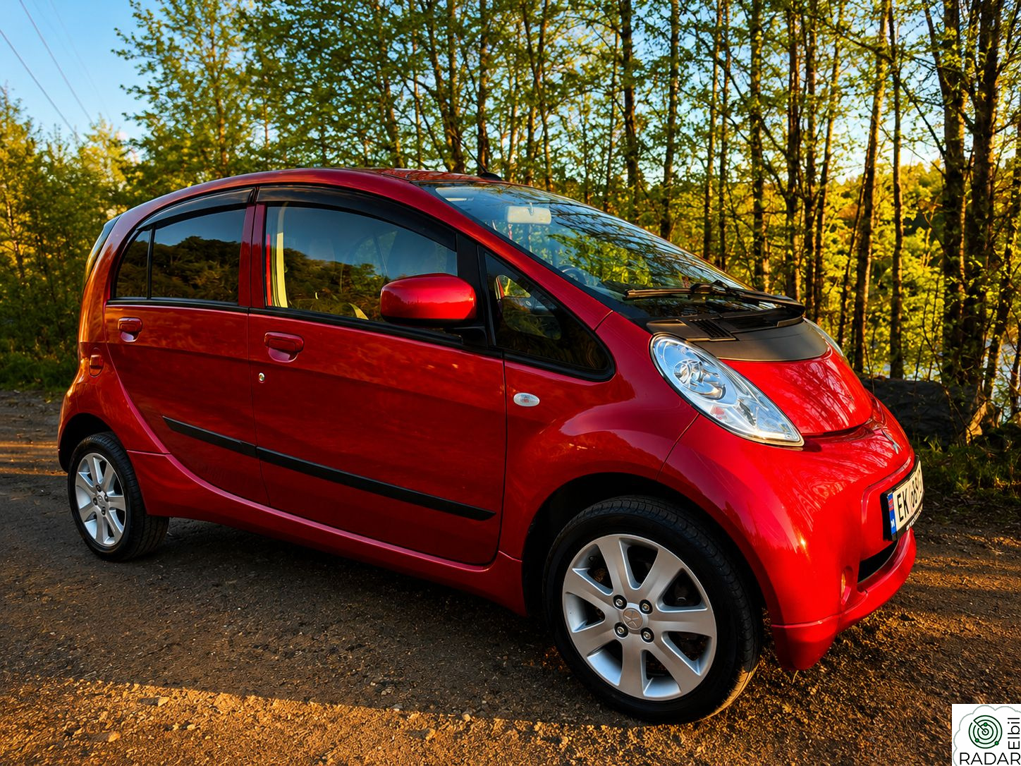MITSUBISHI i-MIEV