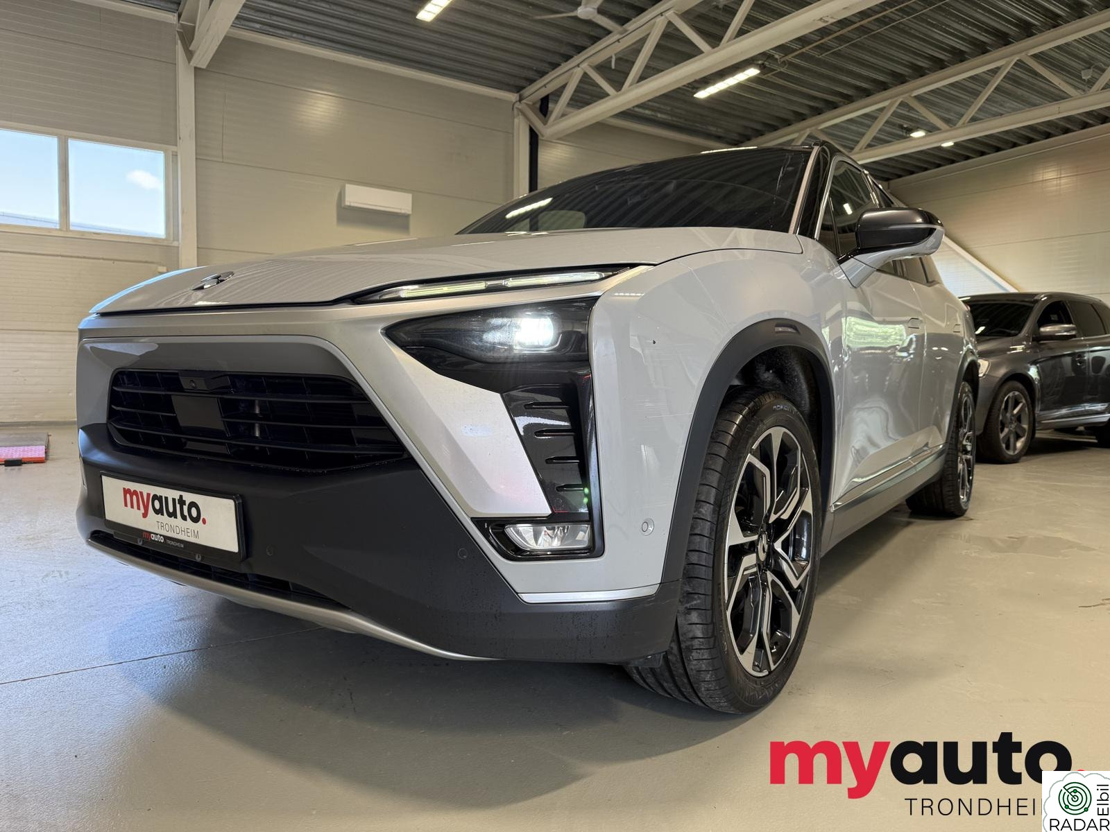 NIO ES8 LongRange/544Hk/7-seter/Pioneer edition ++