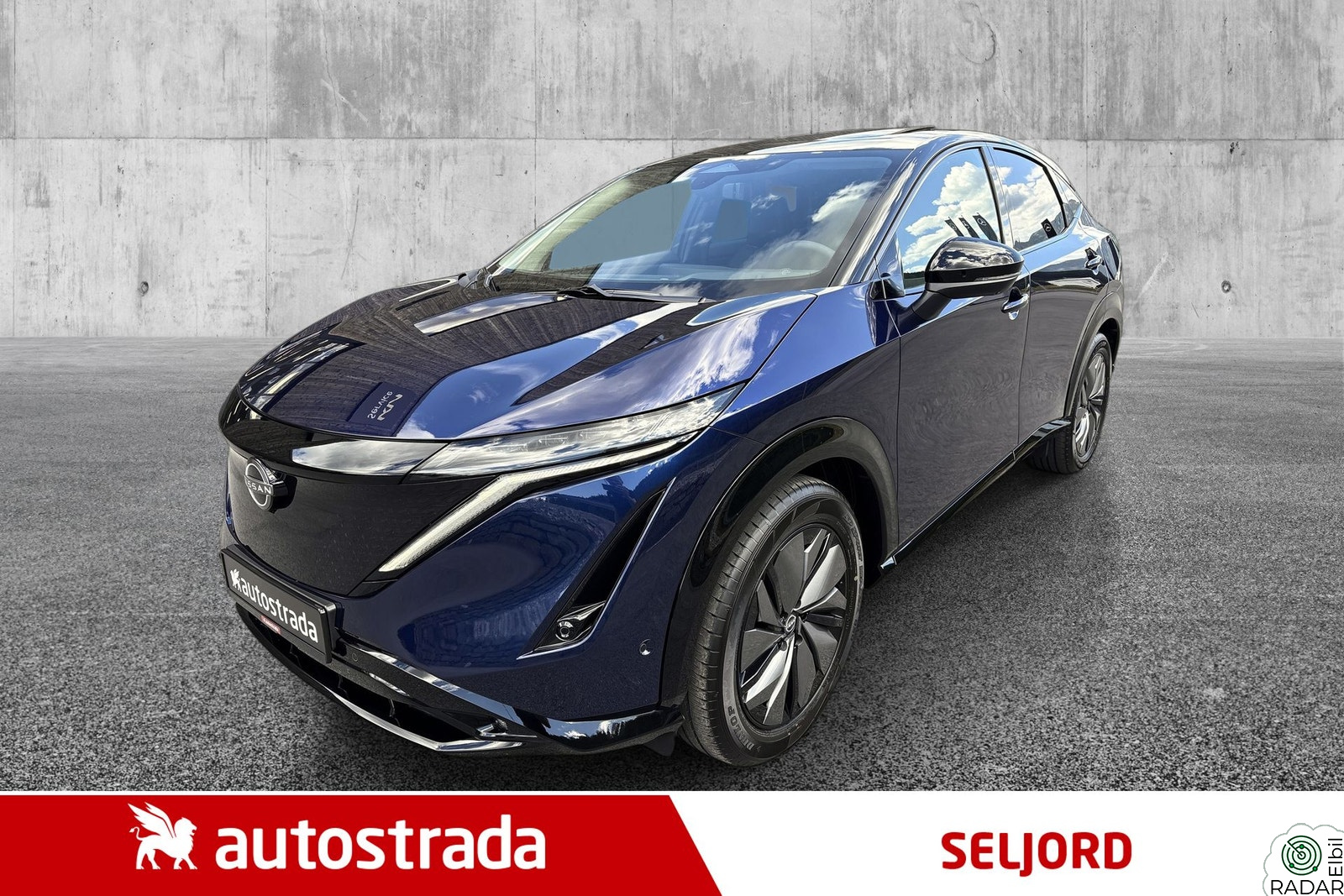 NISSAN ARIYA EVOLVE/HENGERFESTE/5-ÅRS GARANTI/VINTERHJUL INKLUDERT
