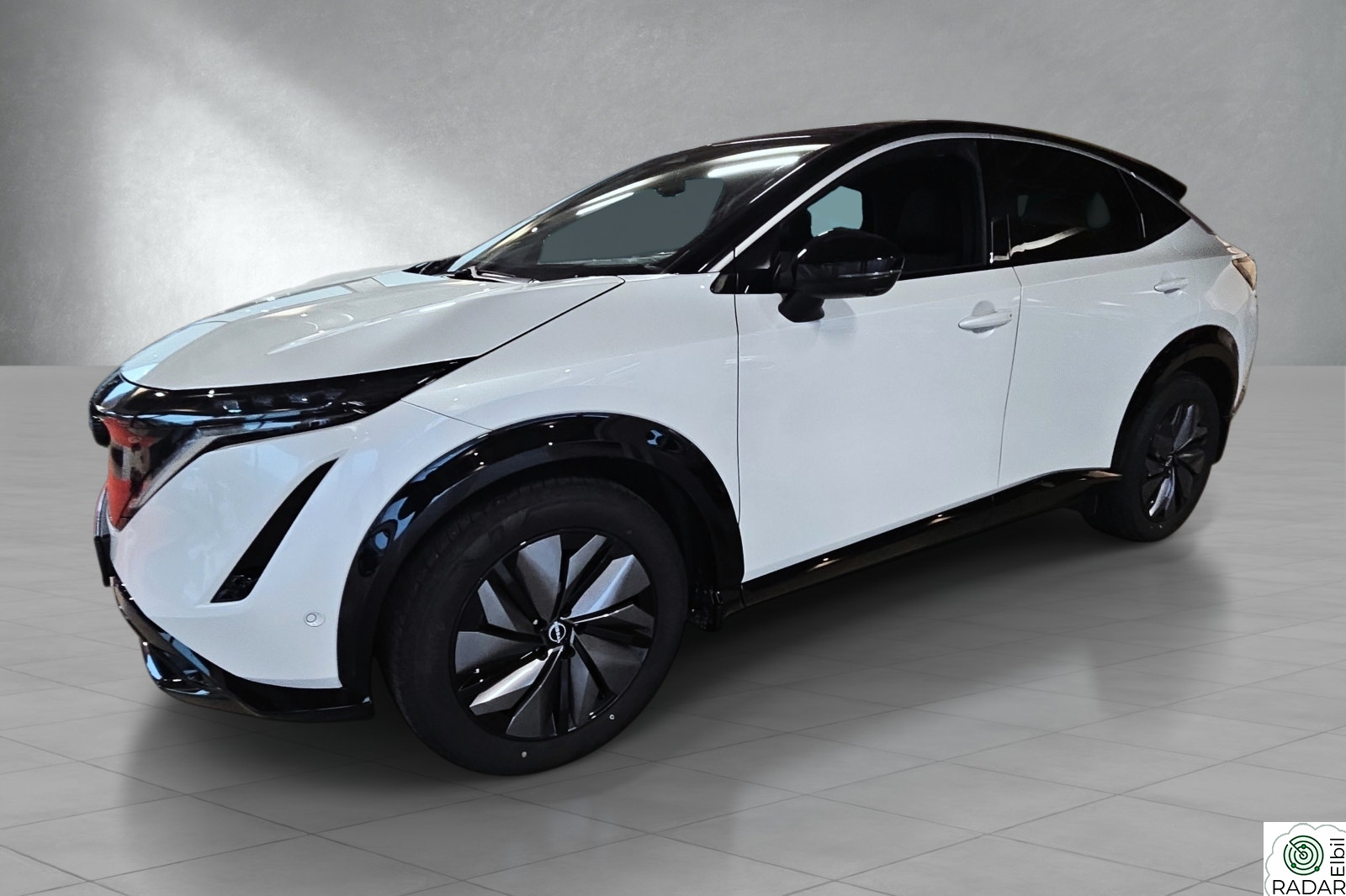 NISSAN ARIYA Evolve 87kWt BOSE-GLASSTAK-HEADUP-NAVI-360 KAMERA
