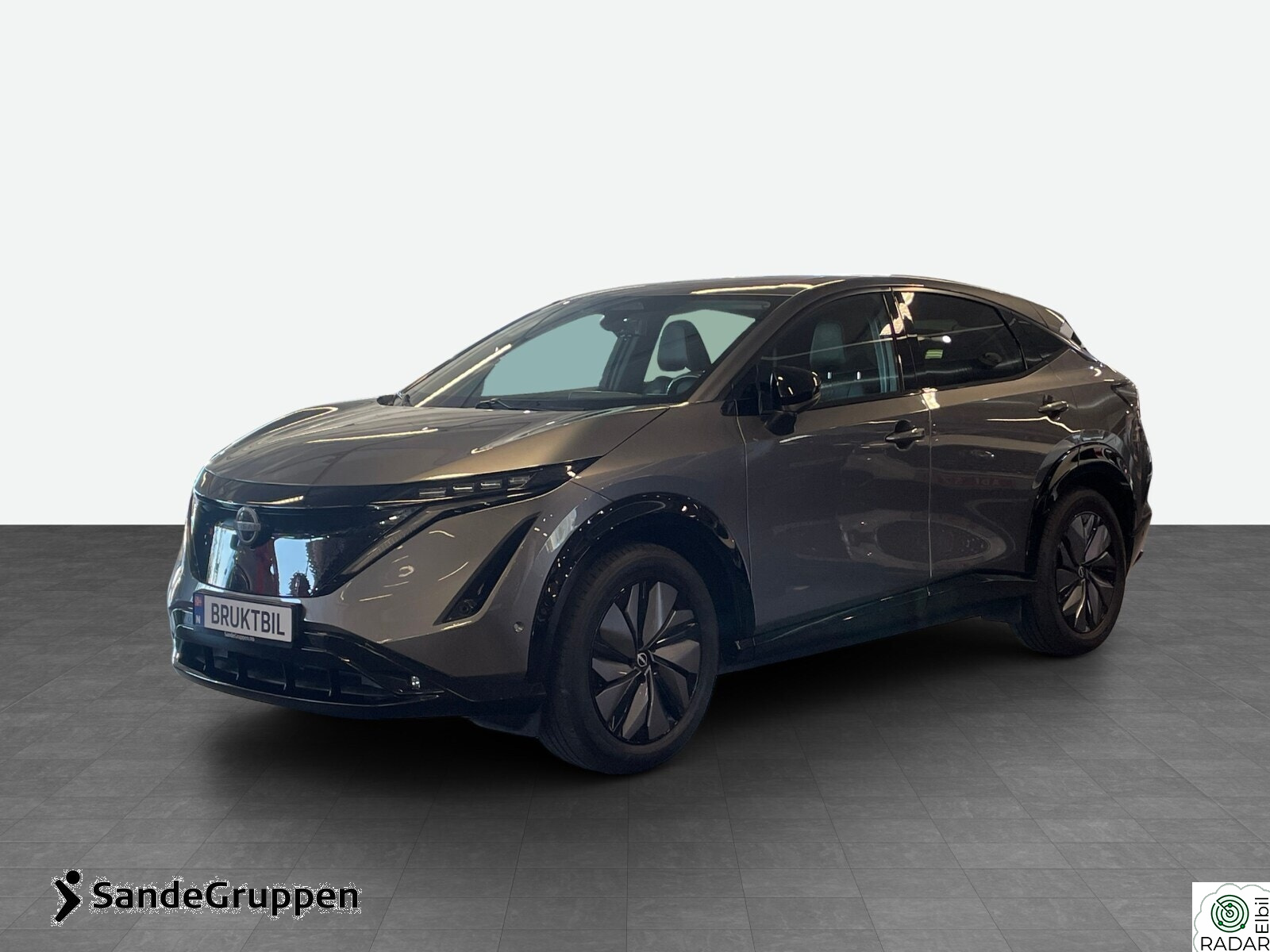 NISSAN ARIYA e4ORCE Evolve+ 87kWt /4X4/TOPPUTSTYRT