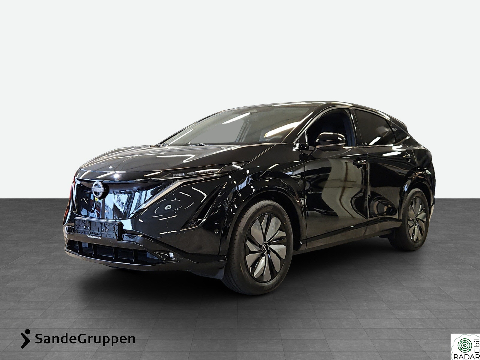 NISSAN ARIYA e4ORCE Evolve 87kWt / Topputstyrt / Ny service /