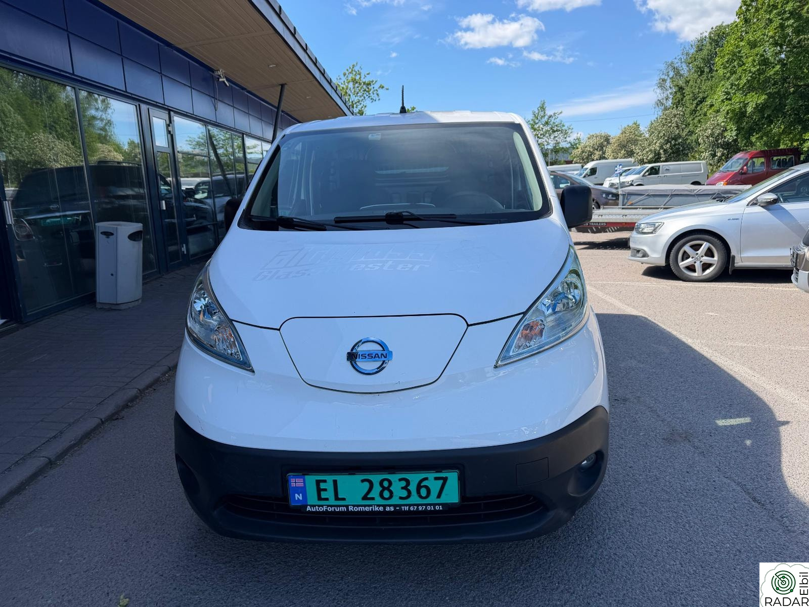 NISSAN E-NV200 Nissan e-NV200 Van (bilen er reservert)
