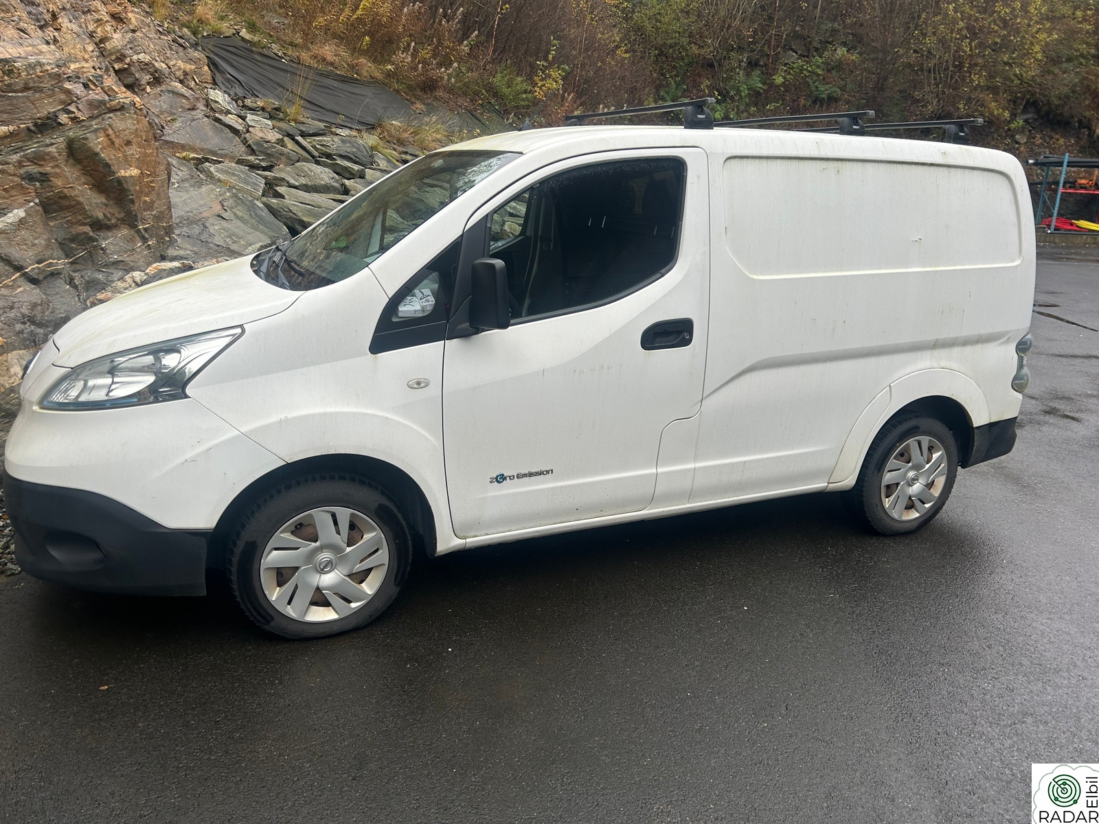 NISSAN e-NV200