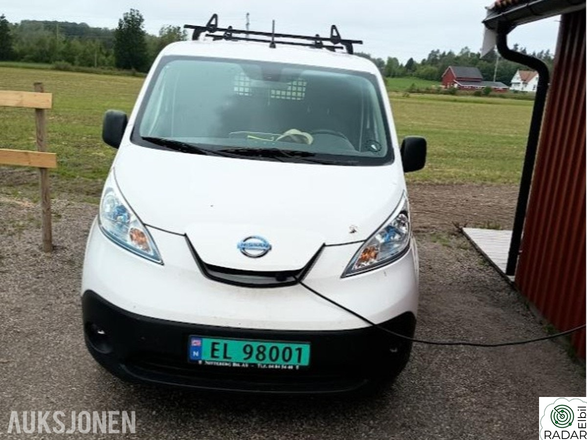 NISSAN e-NV200 AUTOMAT HENGERFESTE S+V DEKK LAV KM 68423km