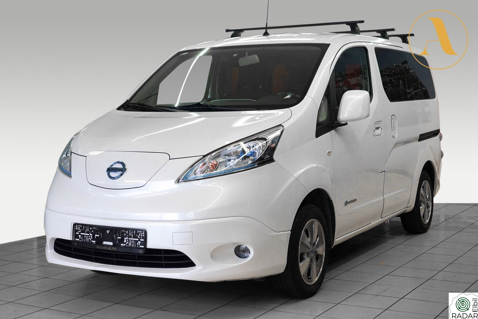 NISSAN e-NV200 EVALIA 40KWH/7-SETER/NAVI/RYGGEKAMERA/VARMER/CRUISE