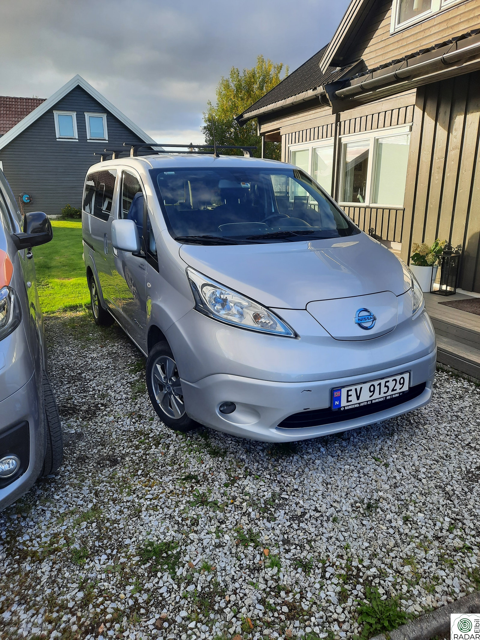 NISSAN e-NV200 Evalia 40 kWt 5-s