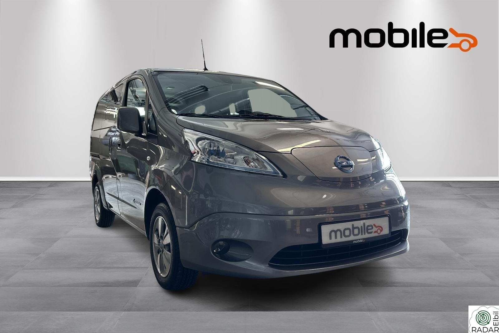 NISSAN e-NV200 Evalia 40kWh 7-s Premium! -EU 2027! -Unik Km! -Må Sees!