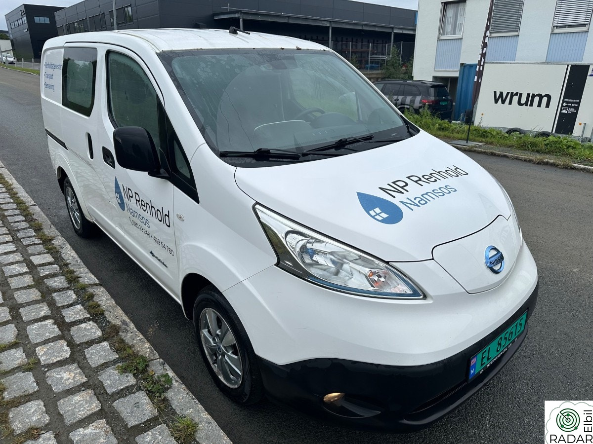 NISSAN E-NV200 24KW CRUISE VARMER MULTIRATT SKYVEDØRER