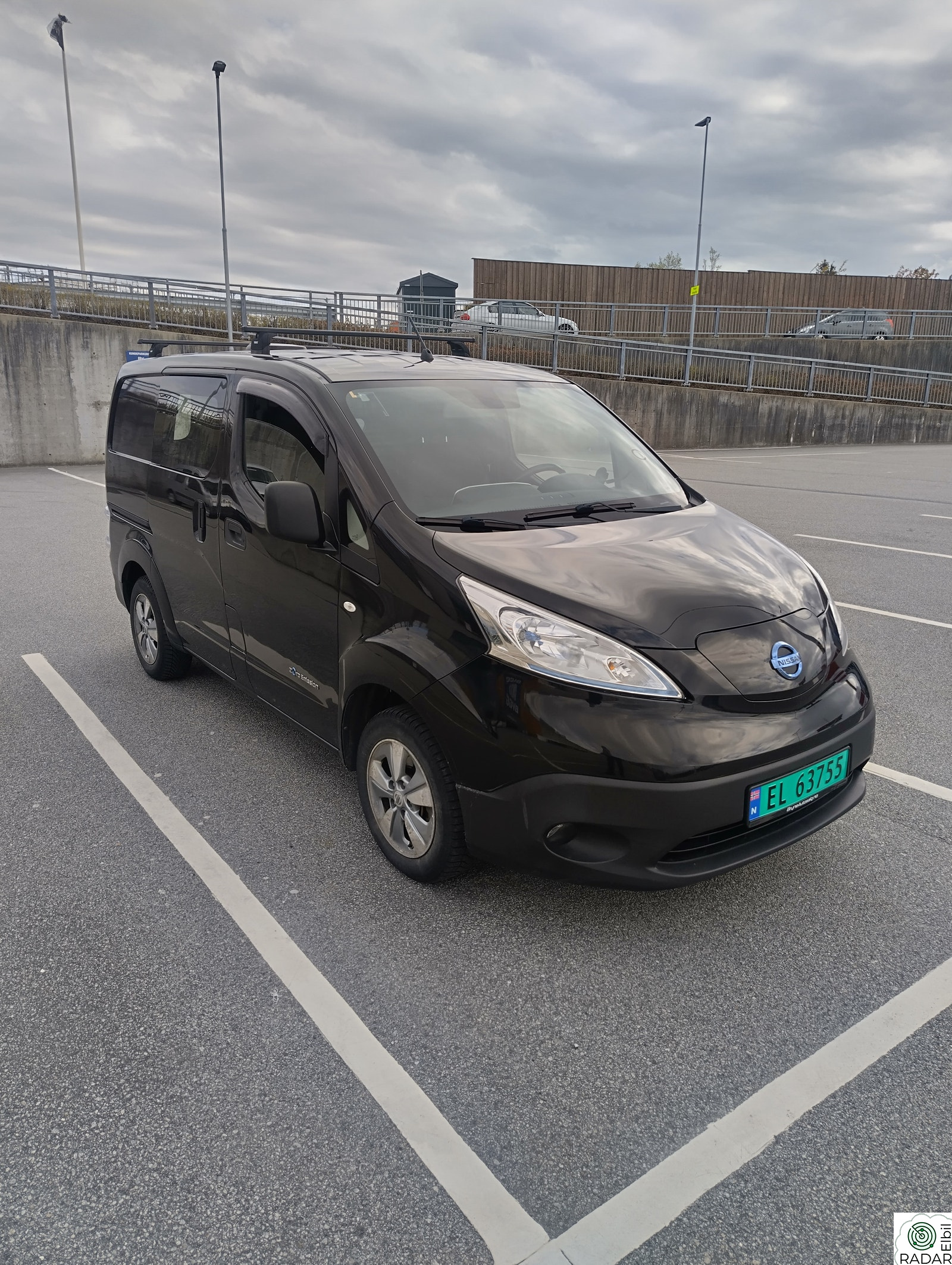 NISSAN E-NV200 Comfort Plus 5-d