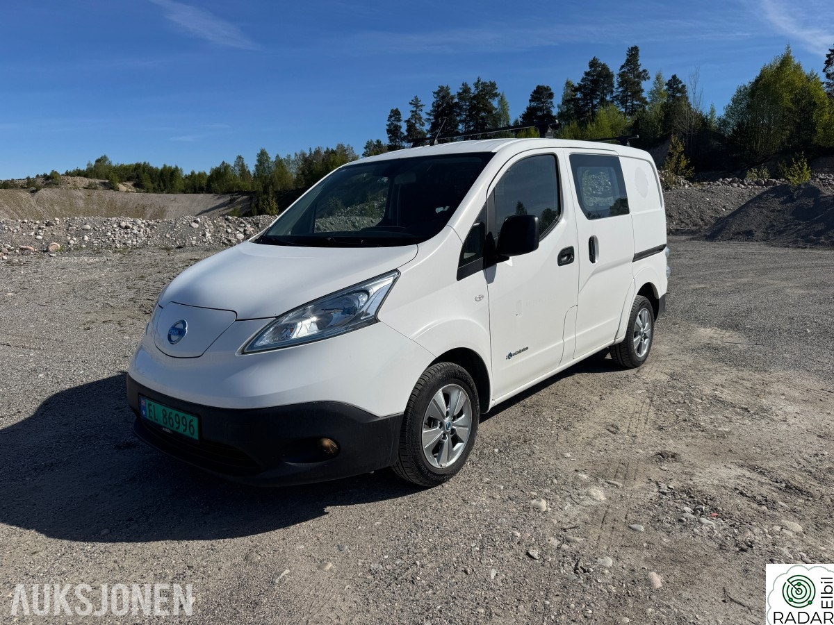 NISSAN e-NV200 24 KWH 109 HK KAMERA NAVI CRUISE VARMER