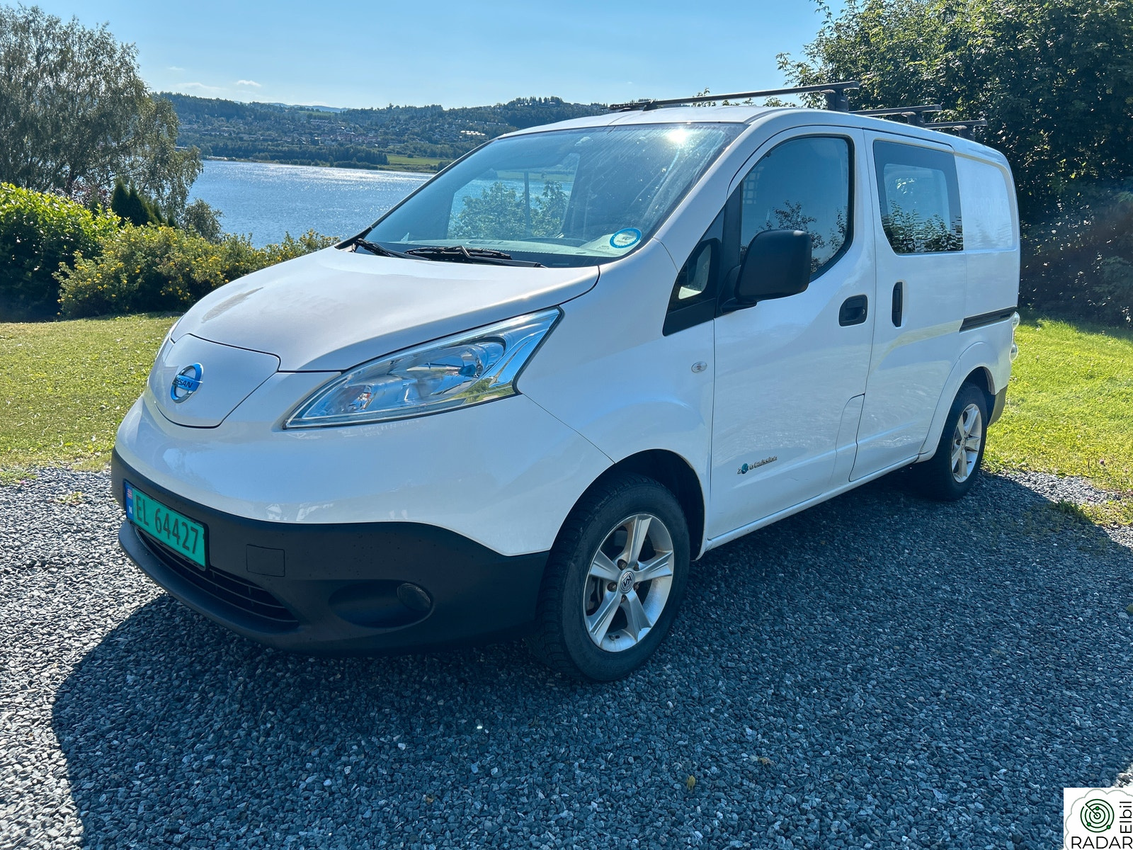 NISSAN e-NV200 2x skyvedører og 2 bakdører