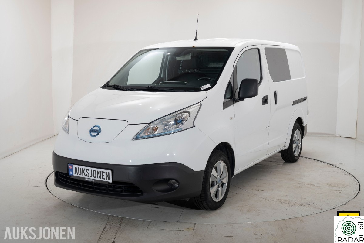 NISSAN e-NV200 40kWt NAVI VARMER KAMERA CRUISE