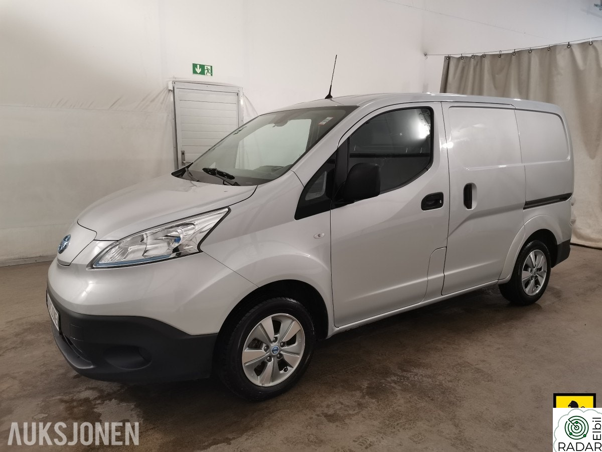 NISSAN e-NV200 40 KWH AUT CRUISE KAMERA NAVI VARMER RATTVARME