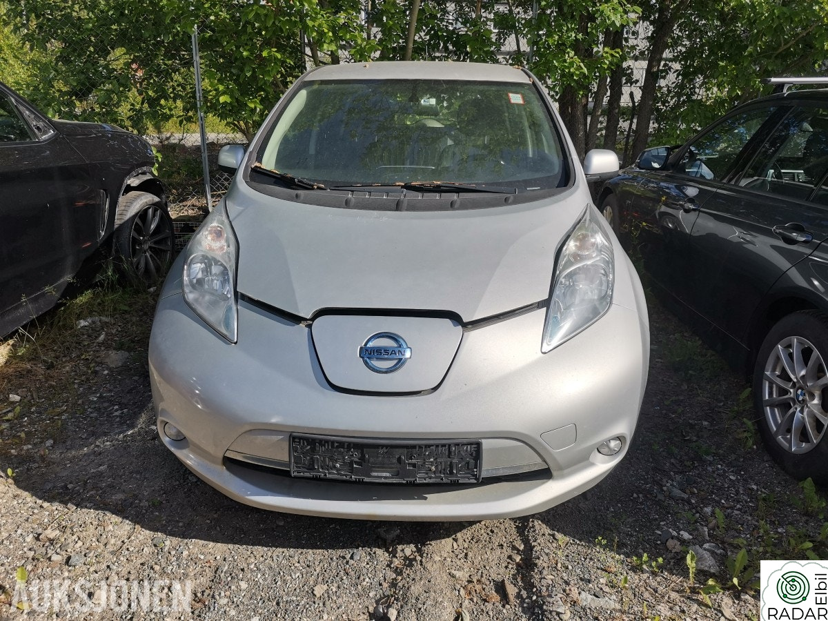 NISSAN LEAF *INGEN MINSTEPRIS* REP.OBJEKT/DELEBIL RATTVARME NØKKELF