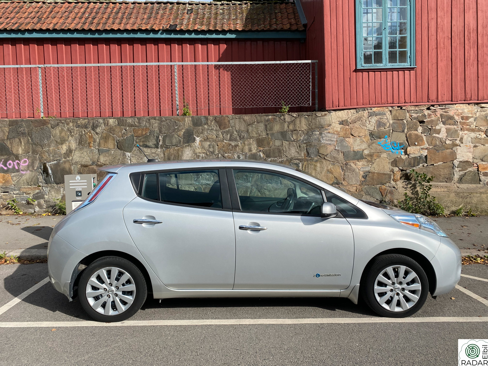 NISSAN LEAF Tekna