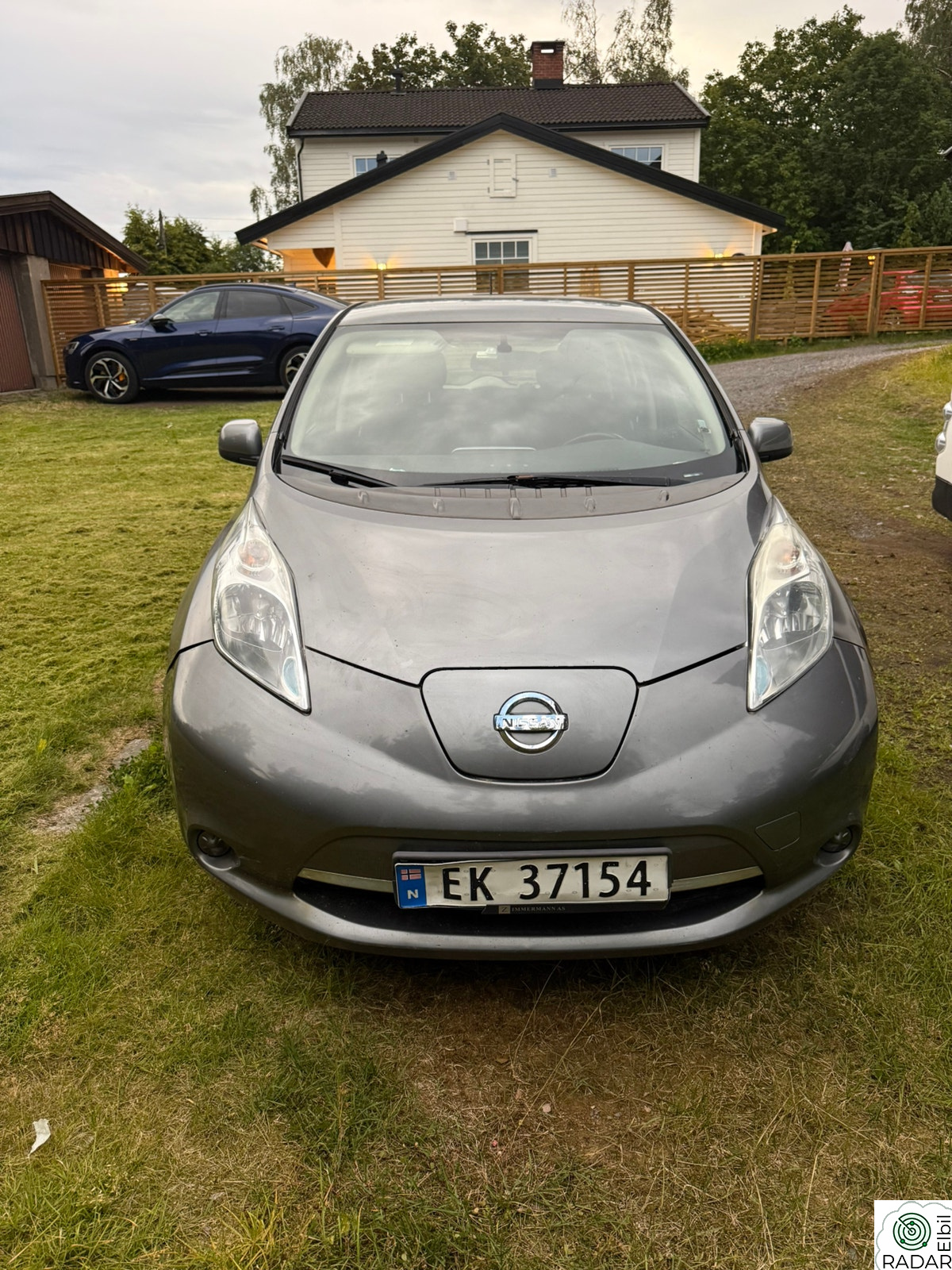 NISSAN LEAF