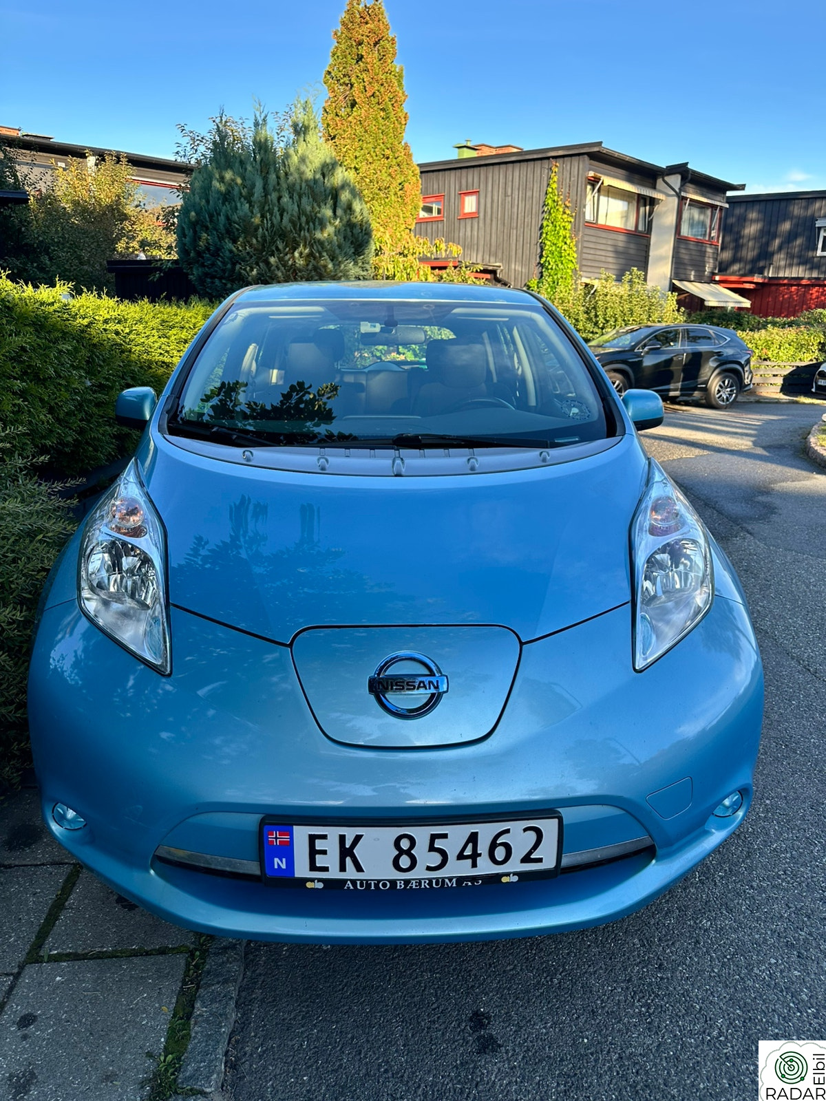 NISSAN LEAF