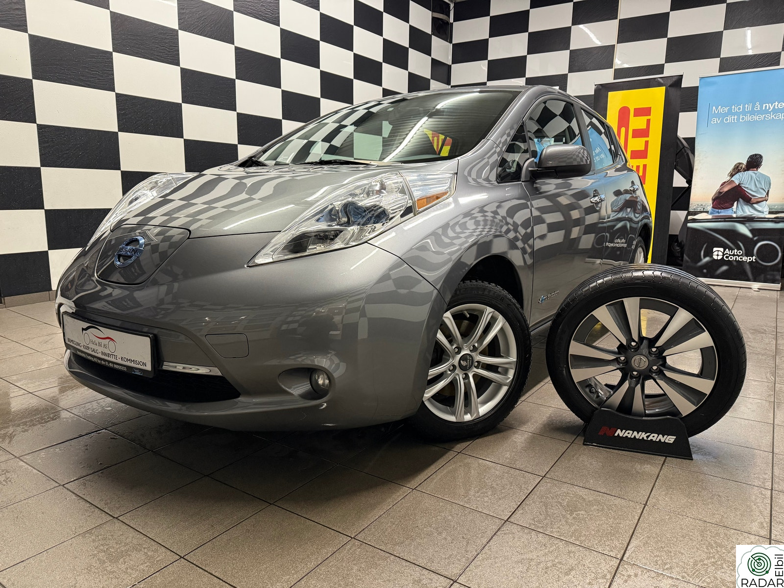 NISSAN LEAF 1-EIER*LAV KM*TOPP UTSTYRT*12/12 STREKER*NY SERVICE+EU