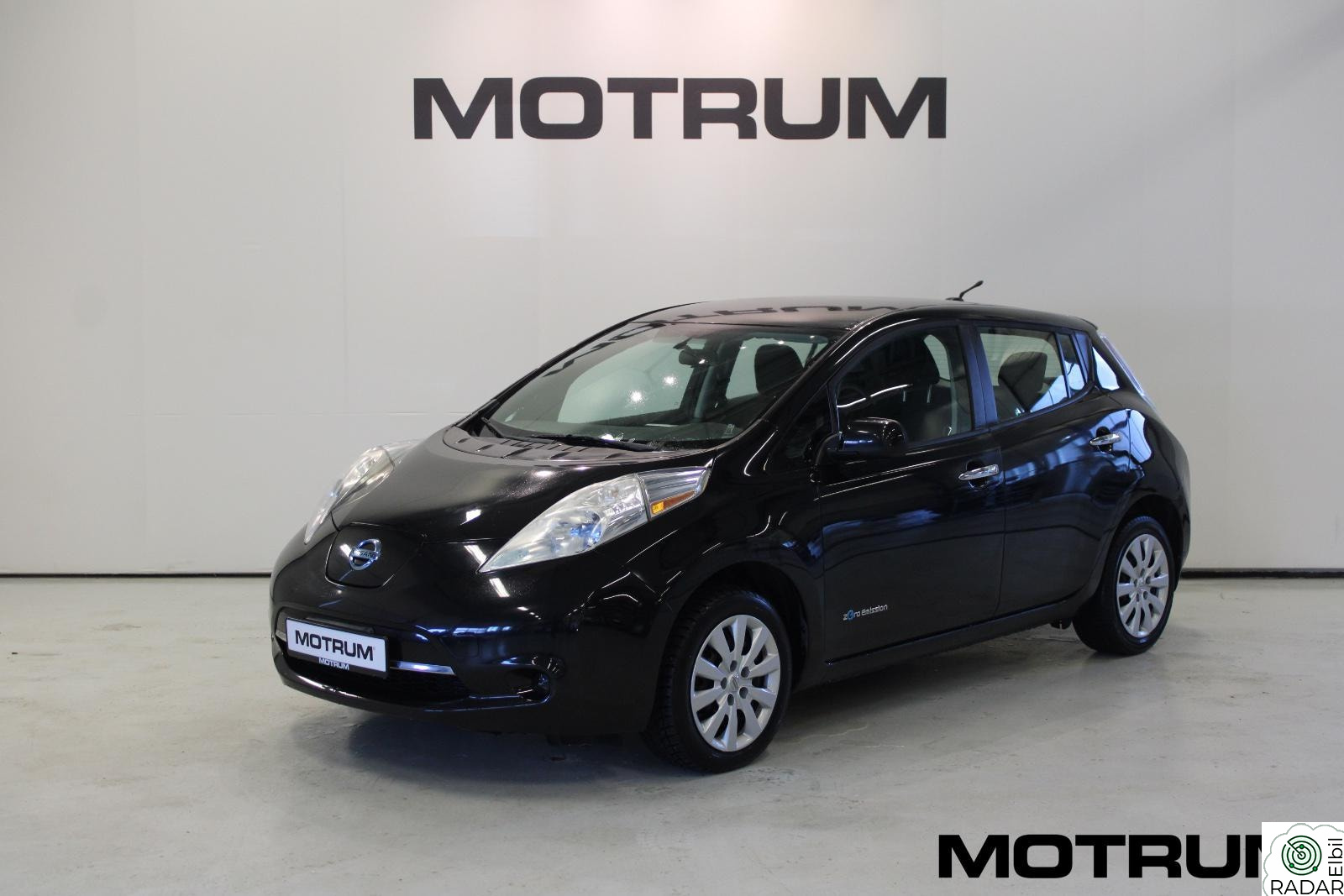 NISSAN LEAF 1st. gen m/KeylessGo Bluetooth EU-OK 02.2027 +++