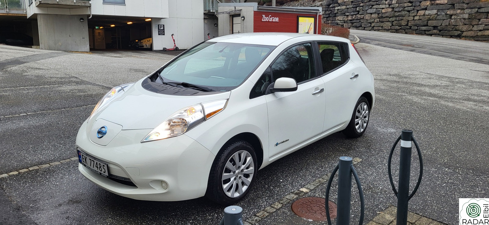 NISSAN LEAF LEAF S (US)