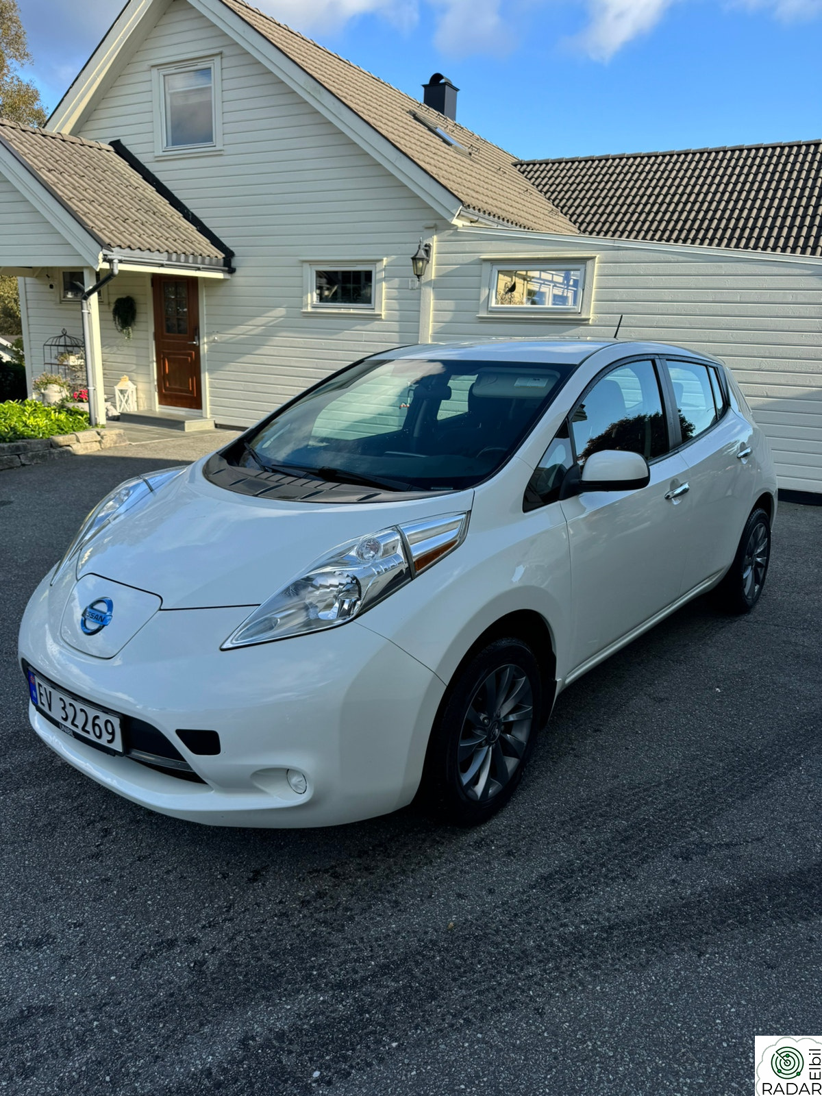 NISSAN LEAF 24kwh ZE0 Første generasjon. Nylig EU